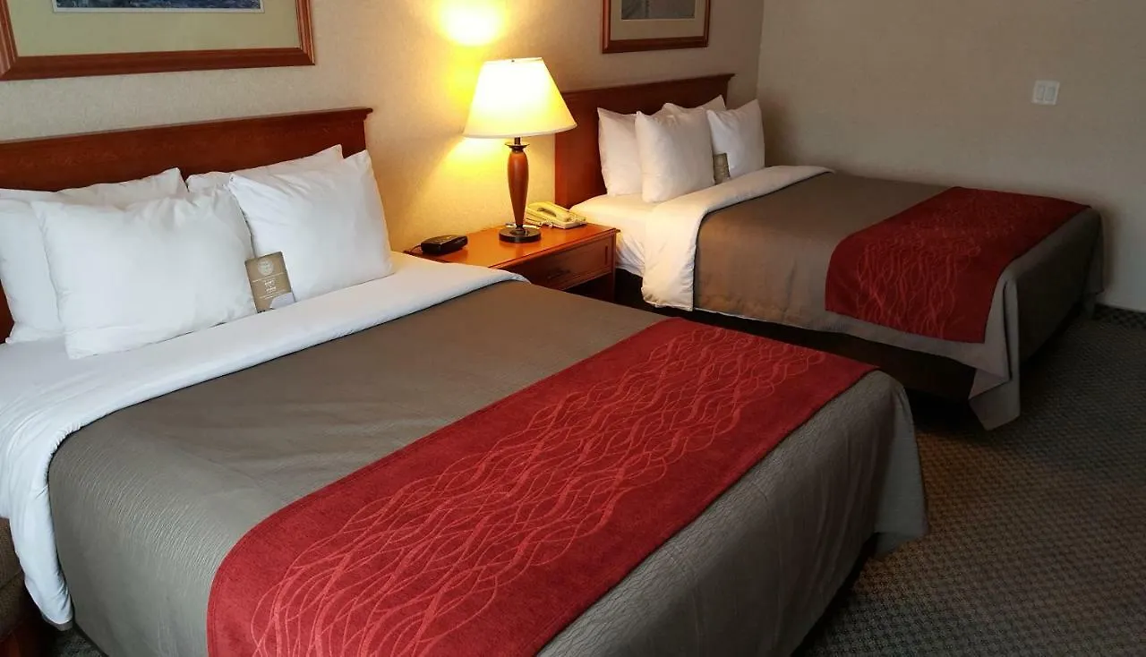 Comfort Inn & Suites Victoria 3*,  Canada